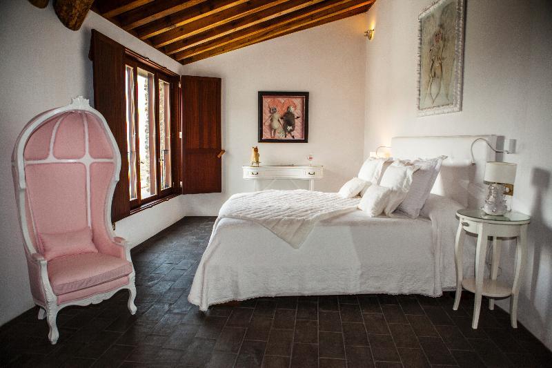 Hotel Casa Fumanal 韦斯卡 外观 照片